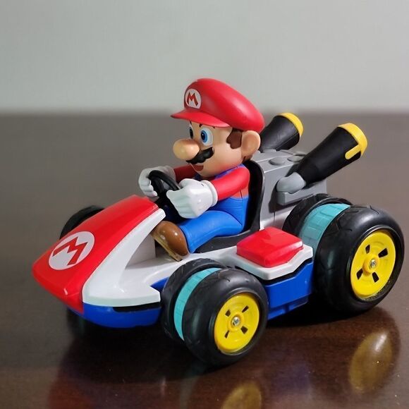 Nintendo Switch Super Mario Kart 8 RC Toy Mini Remote Control Car Racing Deluxe - Picture 3 of 13